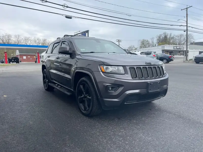 2015-JEEP-GRAND-CHEROKEE-1C4RJFAGXFC233877-2025-05-06