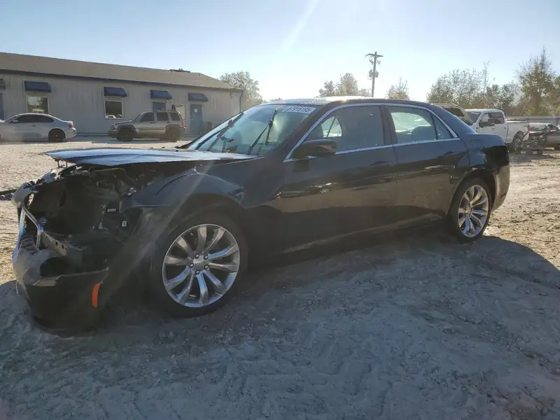 2019-CHRYSLER-CHRY-300-2C3CCAAG6KH627634-2025-05-02