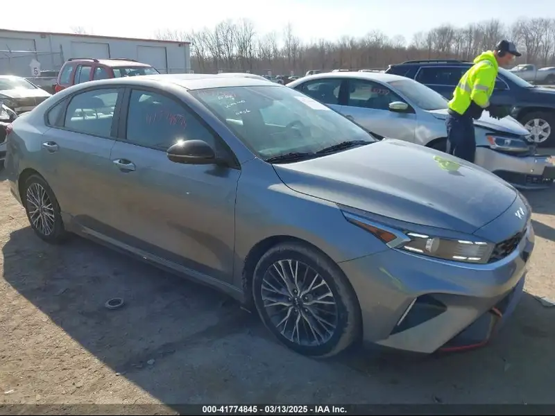 2022-KIA-FORTE-3KPF54AD6NE472075-2025-04-15