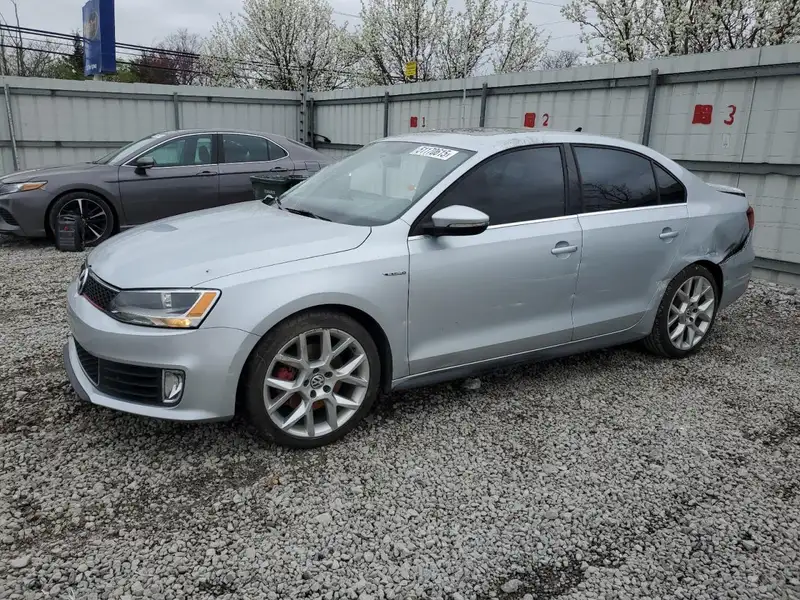 2014-VOLKSWAGEN-JETTA-3VW4S7AJ3EM261667-2025-04-18