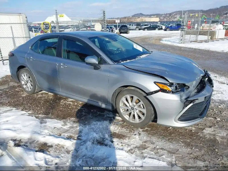 2022-TOYOTA-TOYOTA-CAMRY-4T1C11AK6NU653489-2025-04-15
