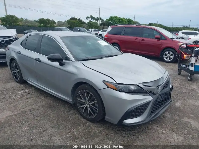 2022-TOYOTA-TOYOTA-CAMRY-4T1G11AK6NU655714-2025-04-17