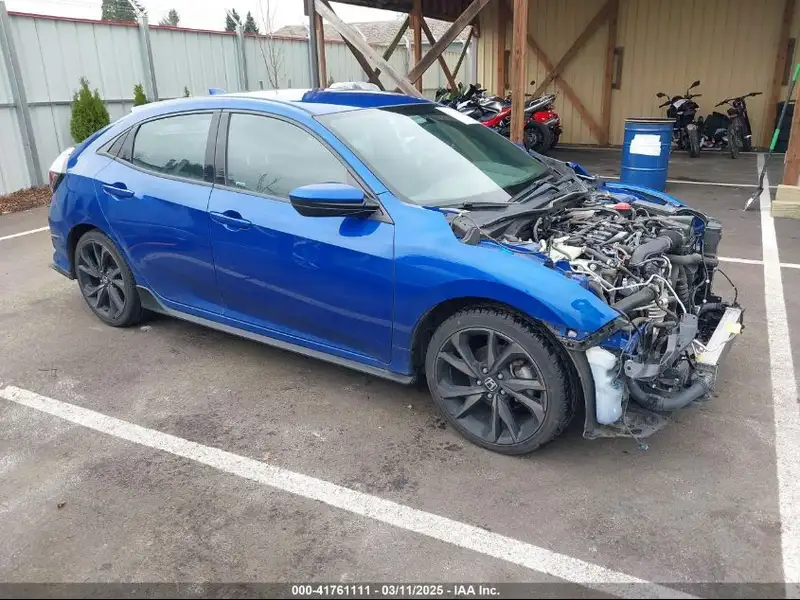 2018-HONDA-CIVIC-SHHFK7H40JU416376-2025-04-15