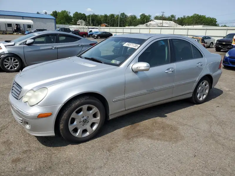 2005-MERCEDES-BENZ-C-CLASS-WDBRF81J75F604725-2025-06-17