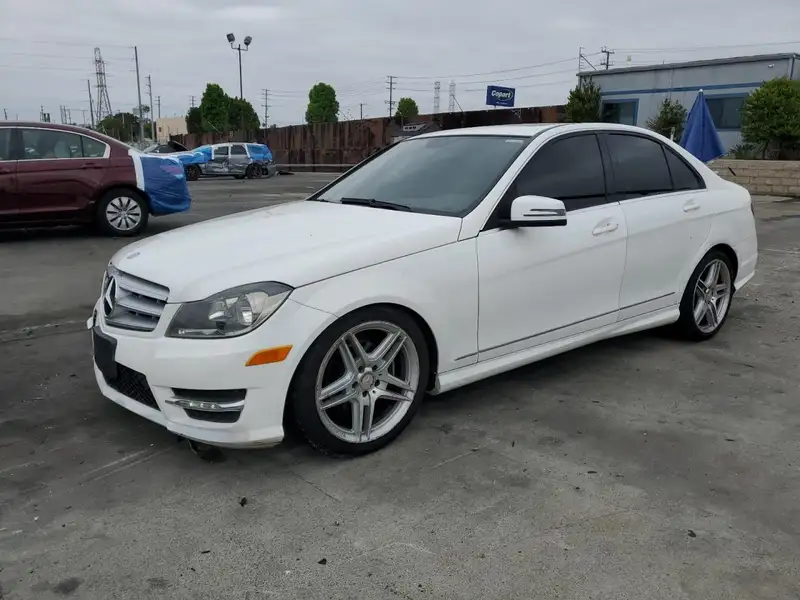 2013-MERCEDES-BENZ-C-CLASS-WDDGF4HB4DA804270-2025-06-13