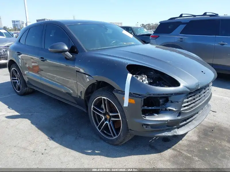 2020-PORSCHE-MACAN-WP1AB2A56LLB37384-2025-04-17